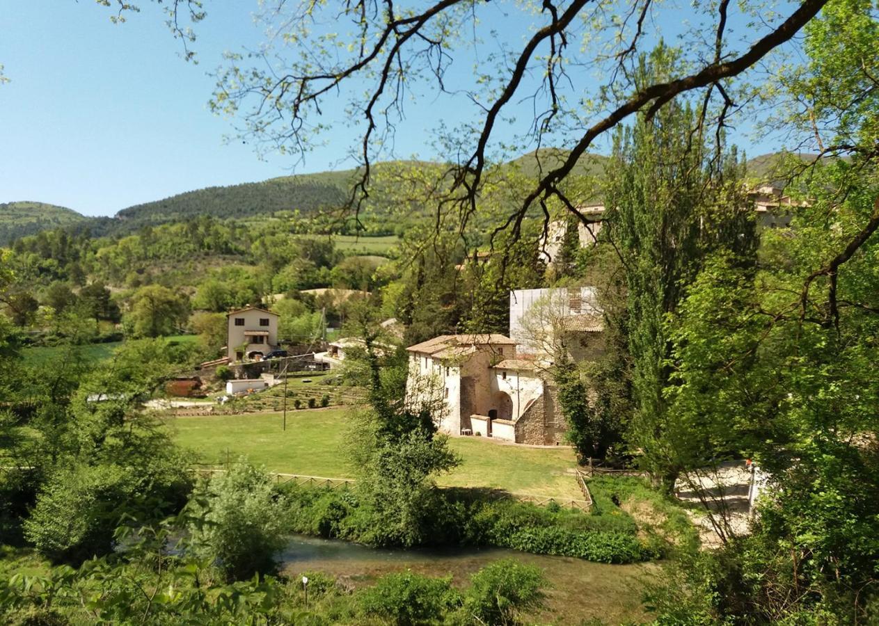 B&B Dell'Osteria SantʼAnatolia di Narco Exterior foto